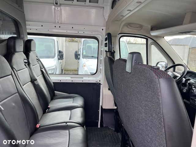 Peugeot Boxer L2H2 7-os. brygadówka doka 2,0 Hdi 130 KM - 11