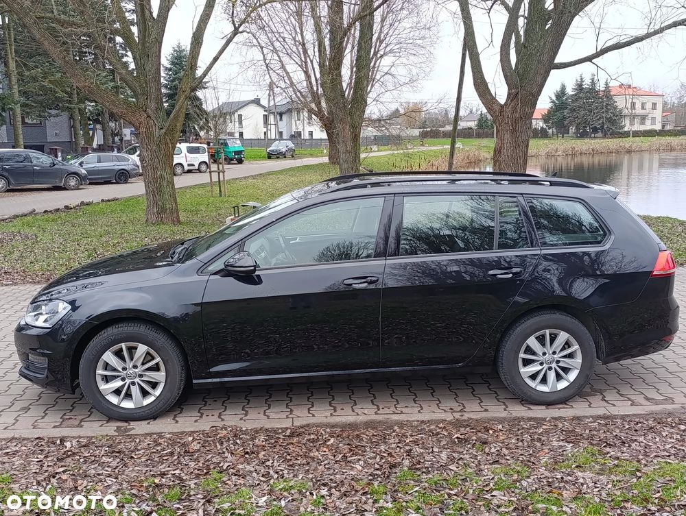 Volkswagen Golf 1.6 TDI Comfortline - 5