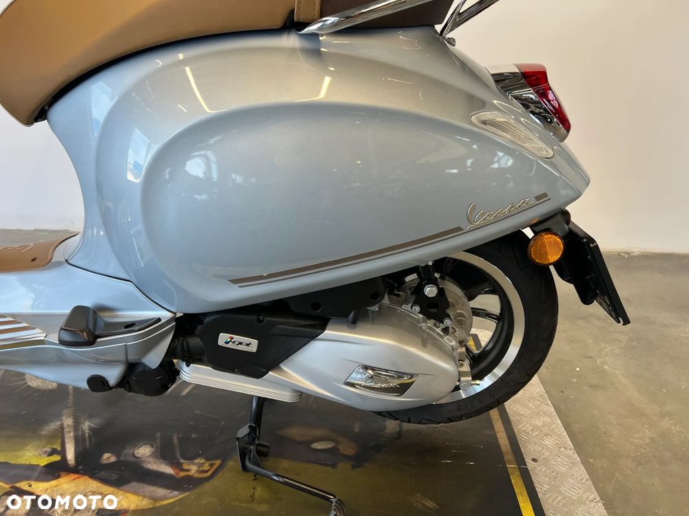 Vespa Primavera - 19