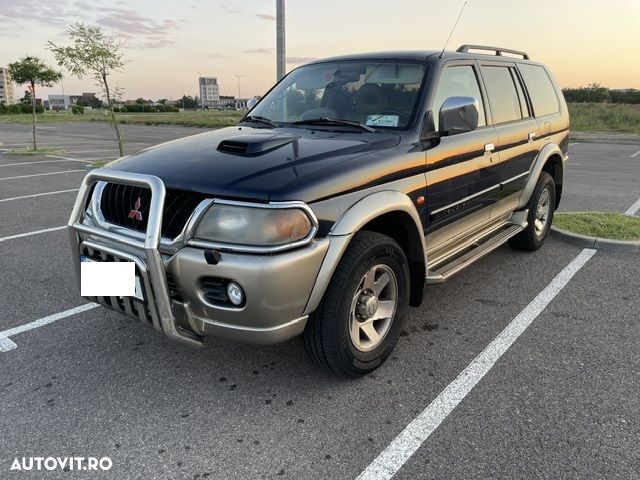 Mitsubishi Pajero - 6