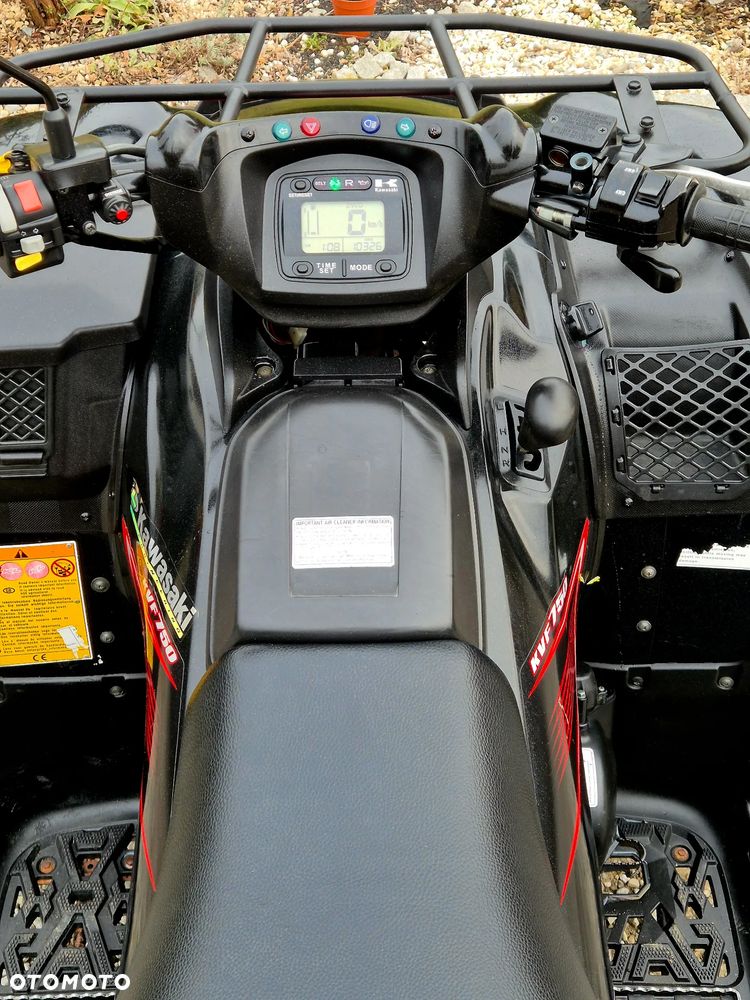 Kawasaki Brute Force - 12