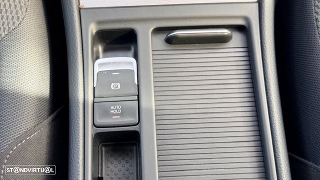 VW Golf Variant 1.6 TDi GPS Edition - 41