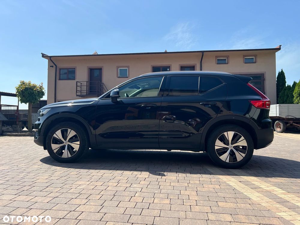 Volvo XC 40 T3 Momentum - 4