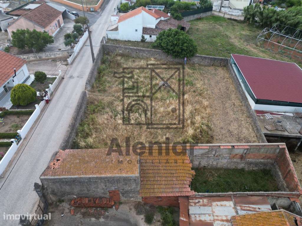 Prédio Misto com 800 m2 de terreno - Bispeira, Sobral de Monte Agraço - Grande imagem: 3/19