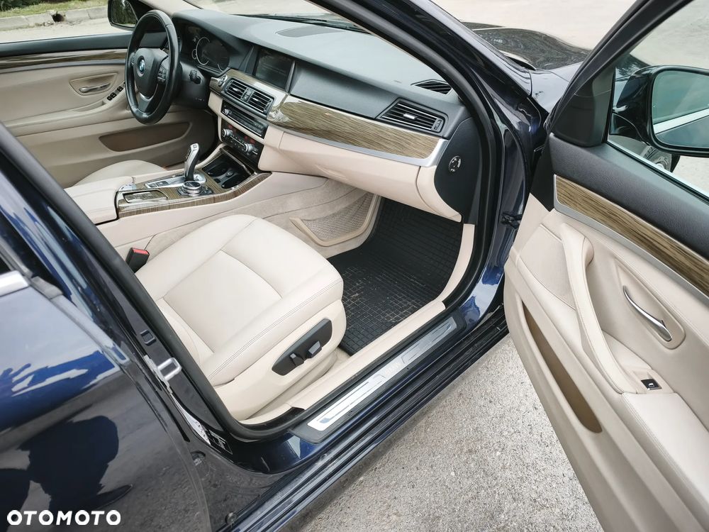 BMW Seria 5 520d Modern Line - 16