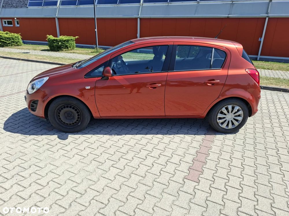 Opel Corsa 1.4 16V Active - 2