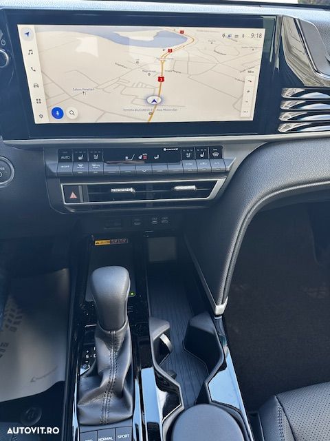 Toyota Camry Executive - 15