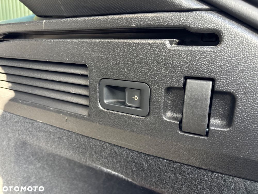Volkswagen Arteon 1.4 eHybrid OPF DSG R-Line - 28