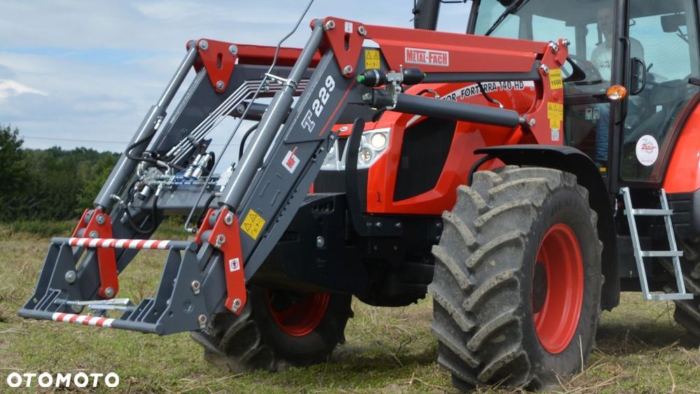Ładowacz czołowy tur Metal-Fach T229/1 udźwig 1300 kg - 5