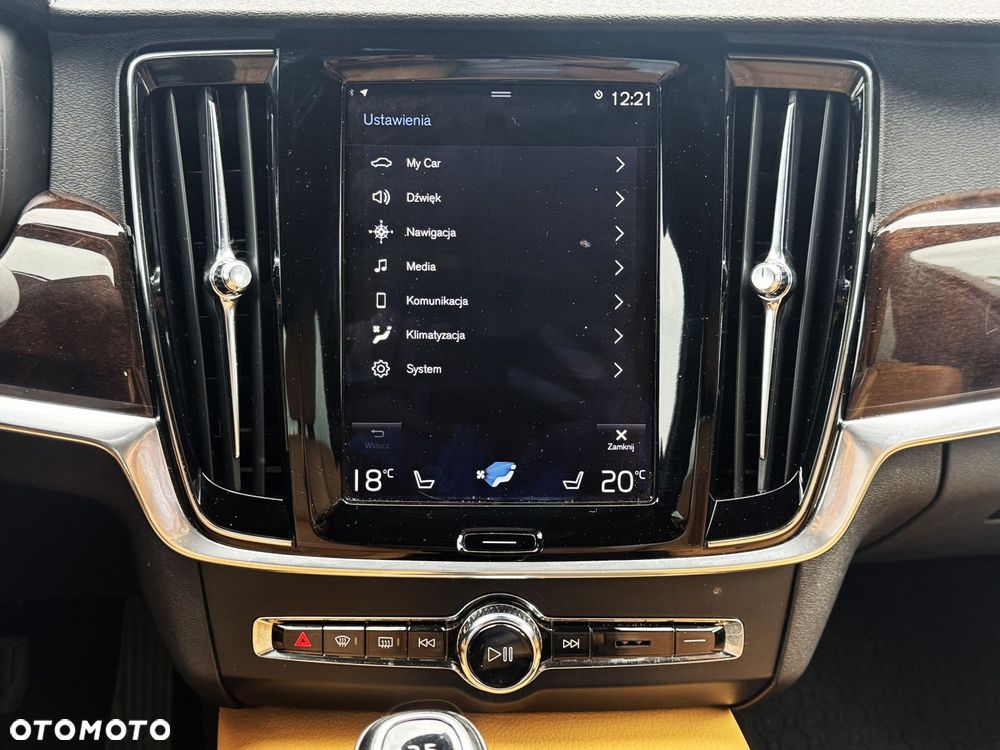 Volvo S90 - 16