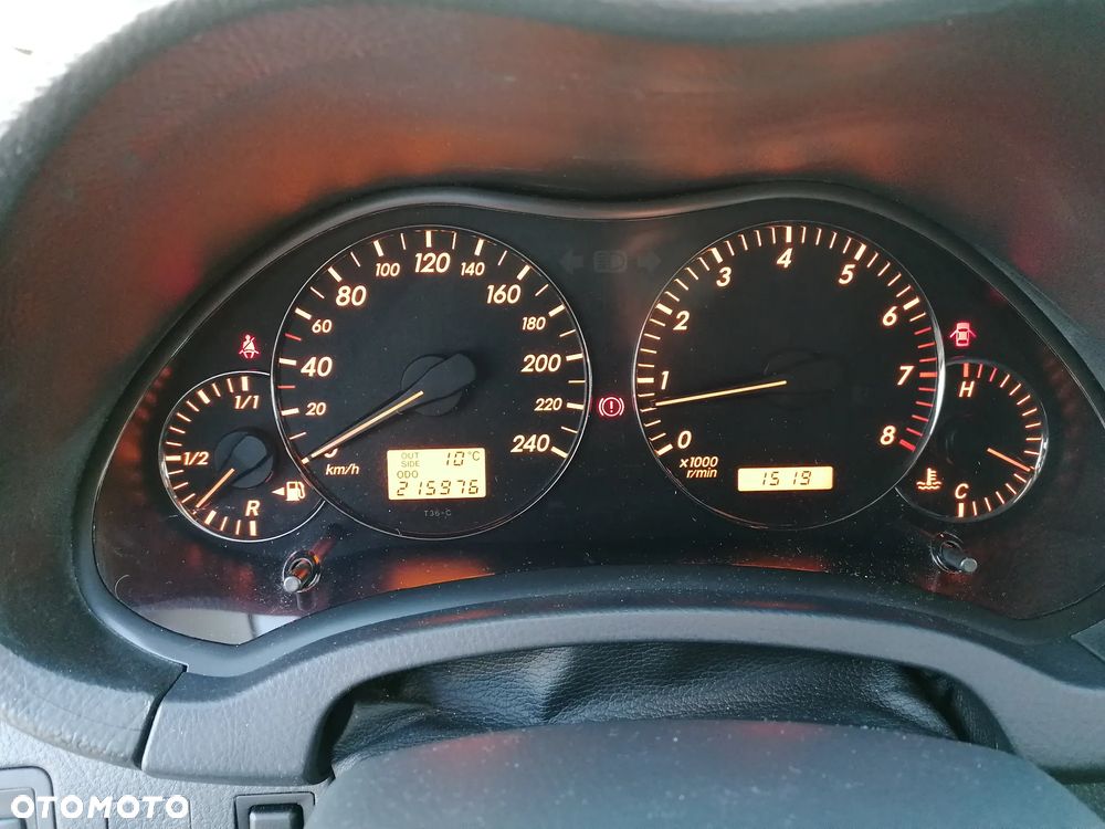 Toyota Avensis 1.8 VVT-i Combi - 14