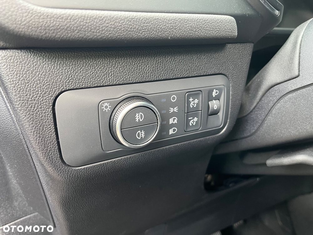 Ford Kuga 2.5 Duratec FHEV TITANIUM - 14
