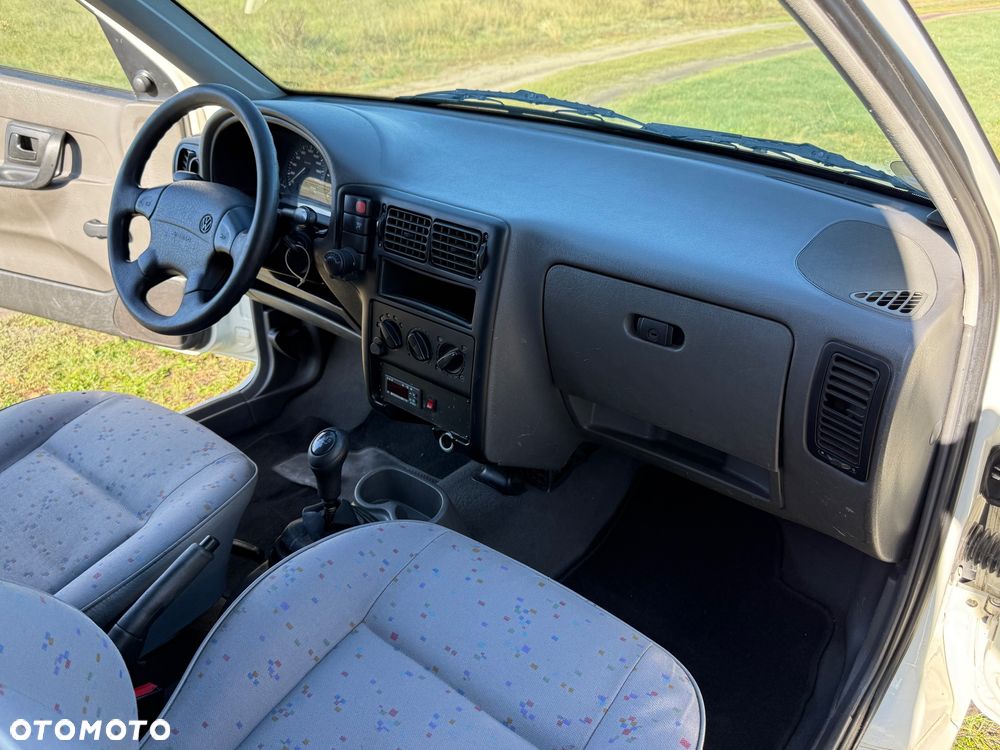 Volkswagen Caddy - 16