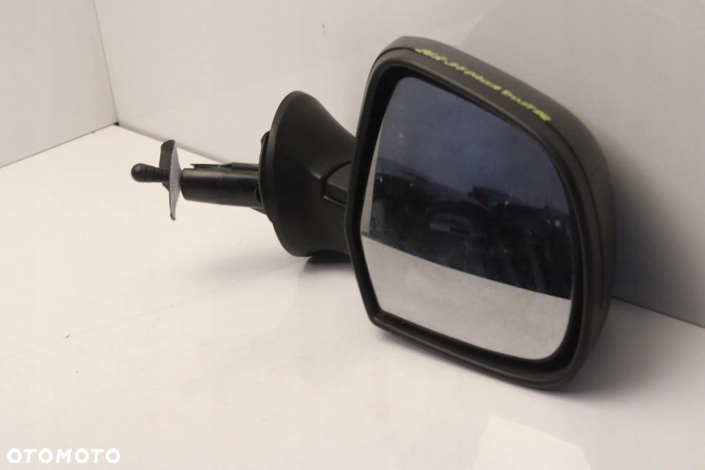 LUSTERKO PRAWE MANUALNE DACIA DUSTER I 2010R- - 3