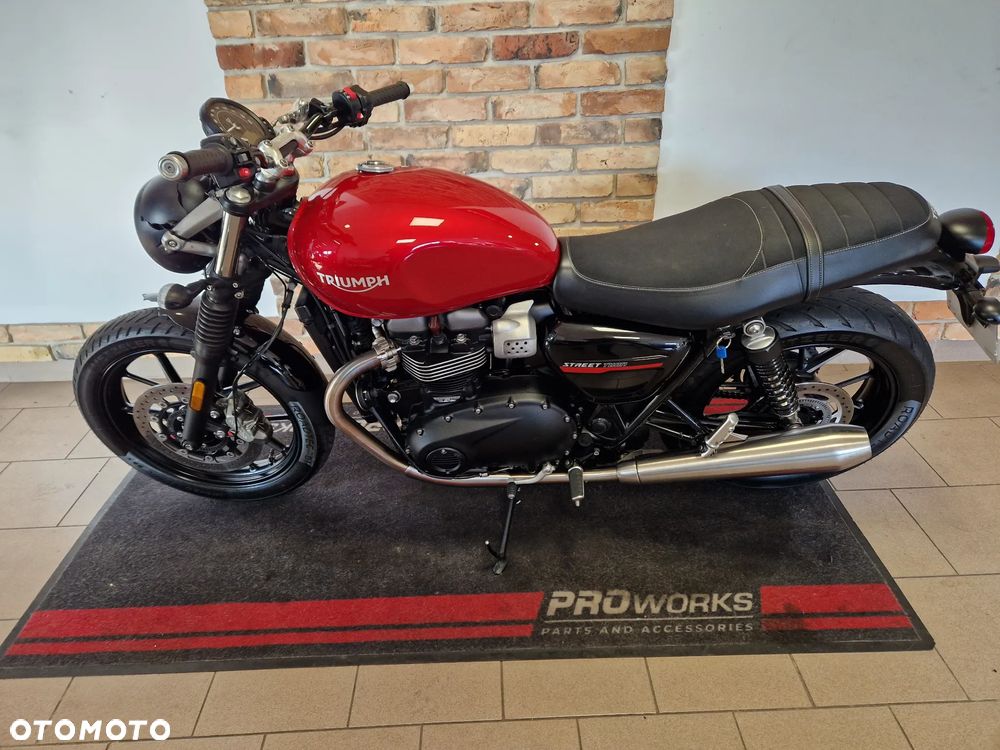 Triumph Street Twin - 7
