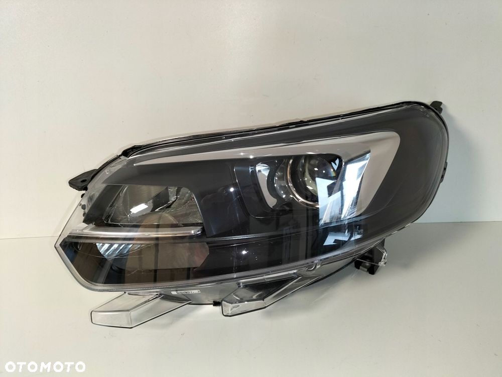 lampa przednia reflektor lewa opel zafira d 19- vivaro c 19- xenon - 1