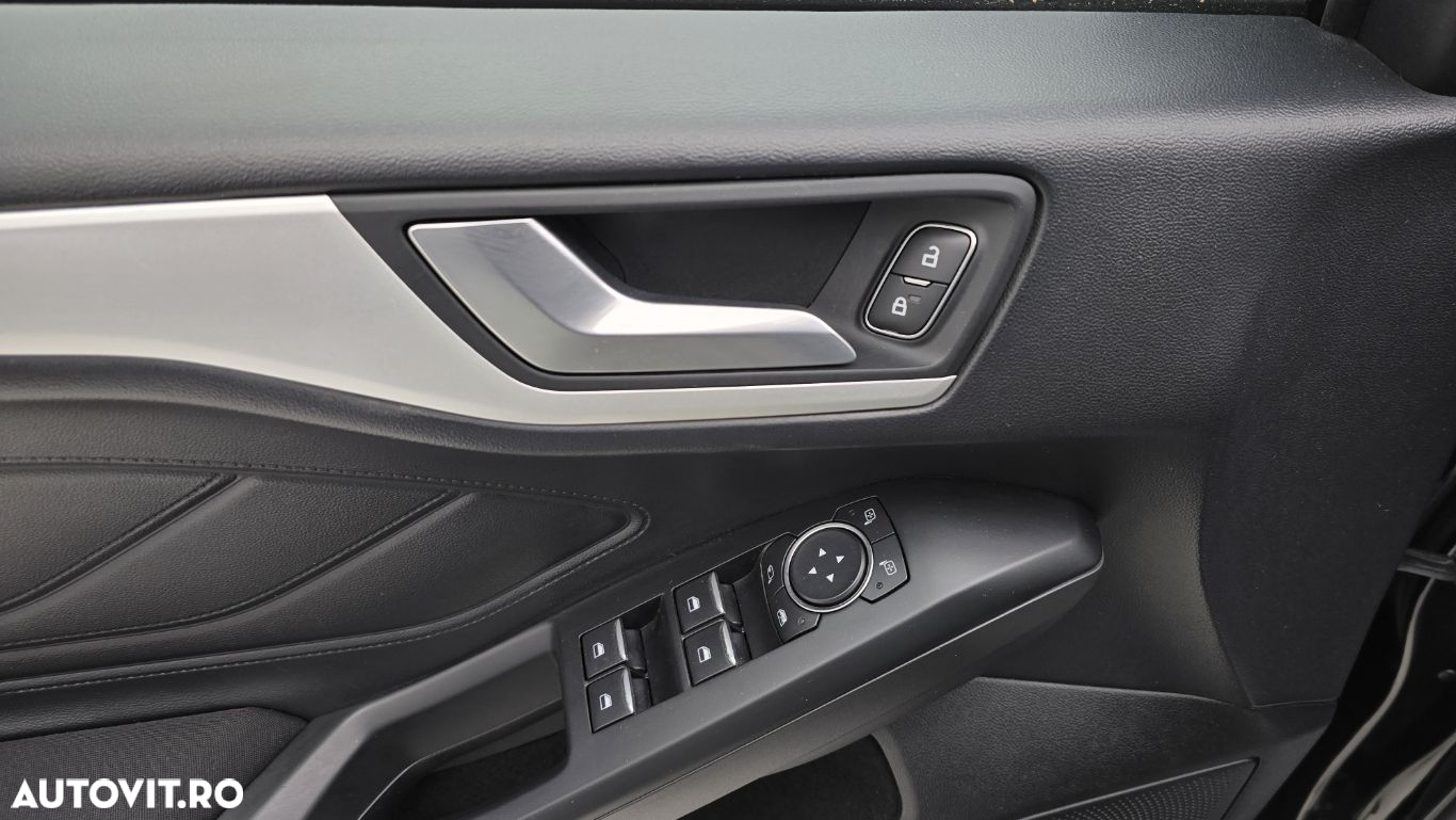 Ford Focus 1.0 EcoBoost Connected - 11