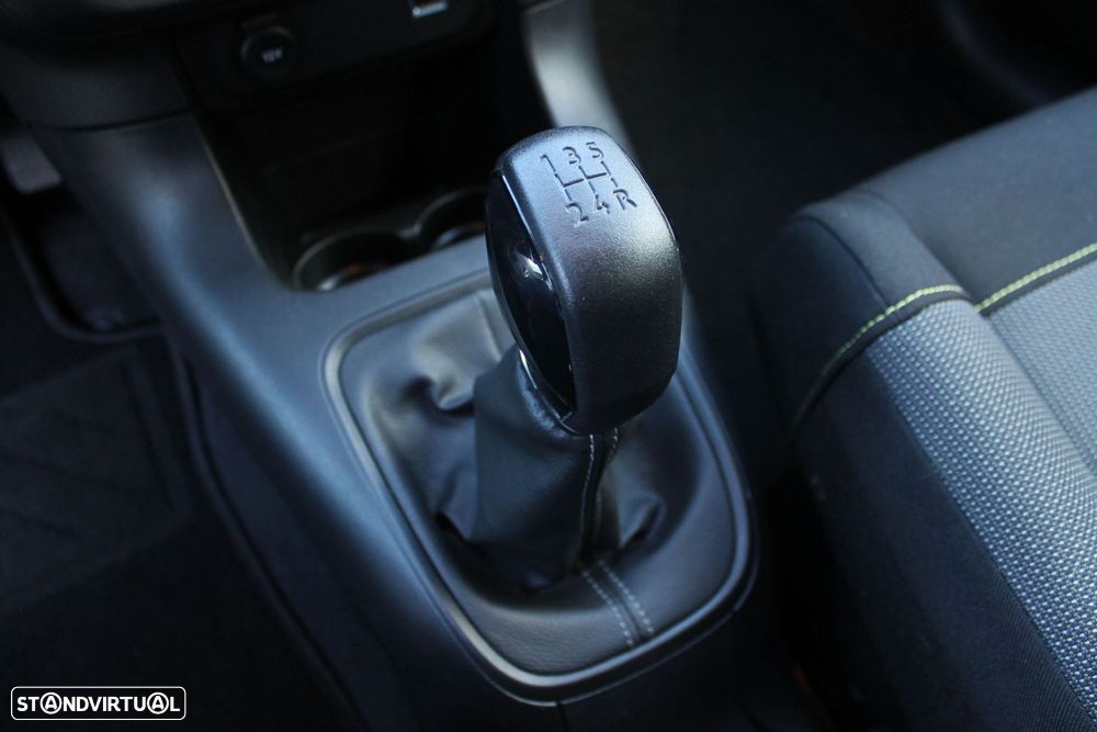 Citroën C3 1.2 PureTech Feel - 19