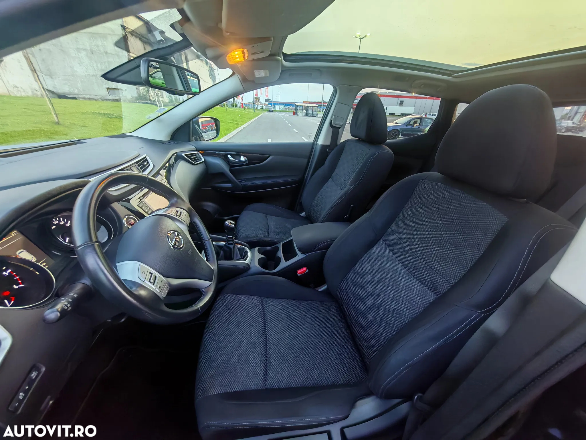 Nissan Qashqai 1.6 DCI ACENTA - 8