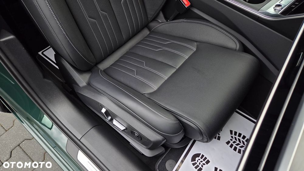 Audi A6 Avant 55 TFSI e quattro S tronic S line - 11
