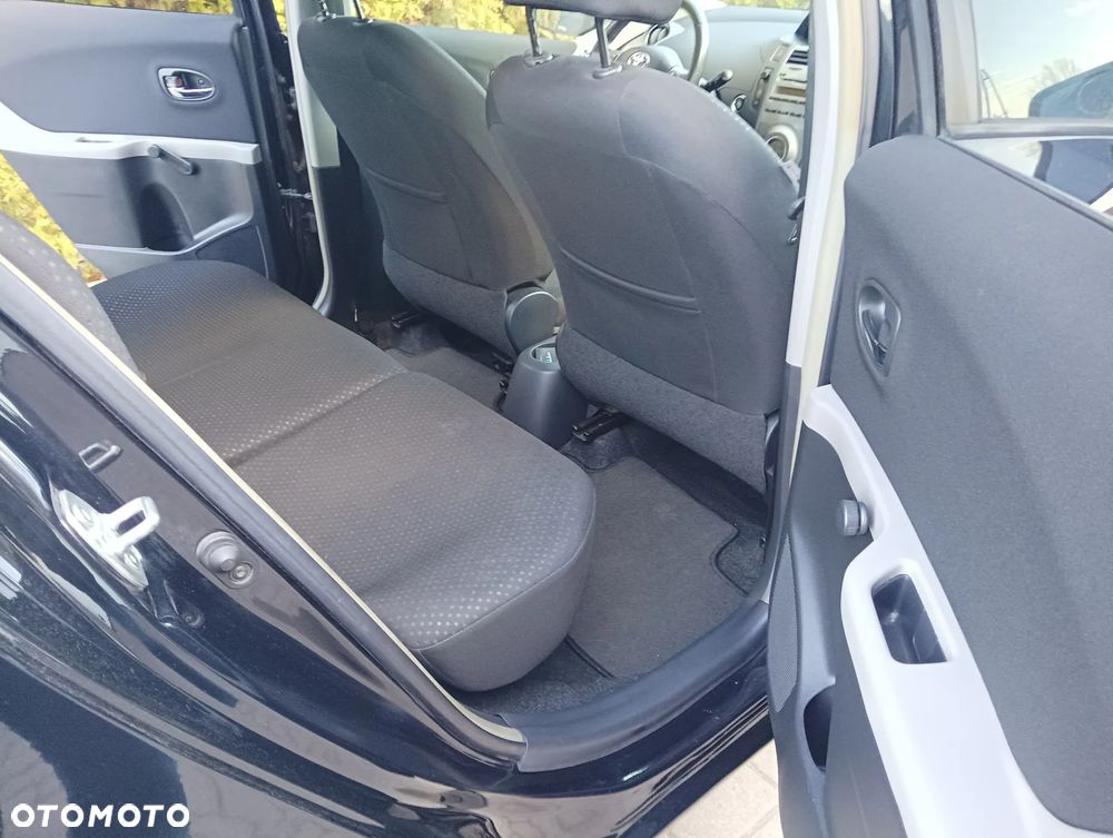 Toyota Yaris 1.33 VVT-i Cool - 11