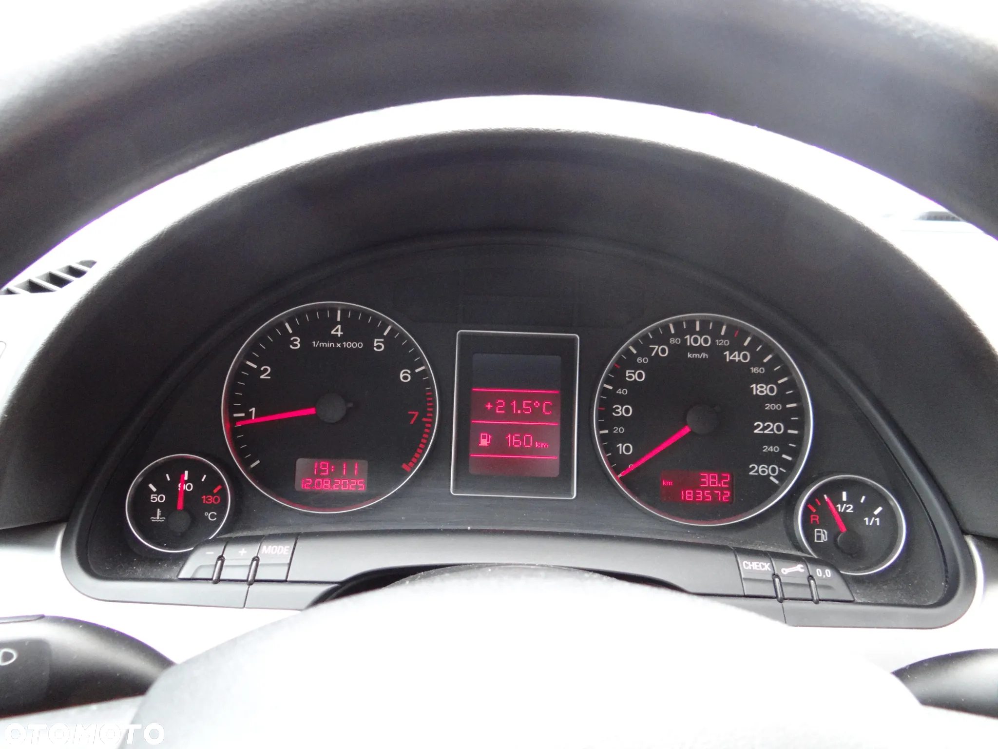 Audi A4 1.6 - 22
