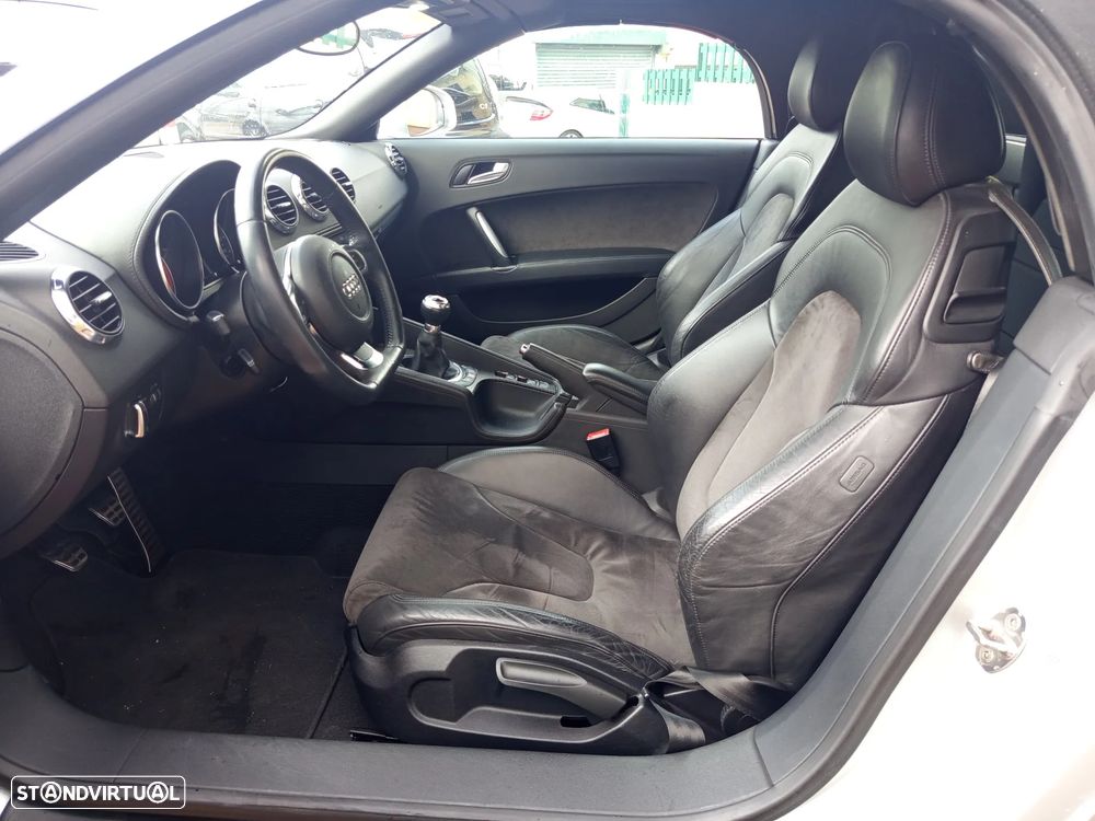 Audi TT Roadster 2.0 TFSi - 25