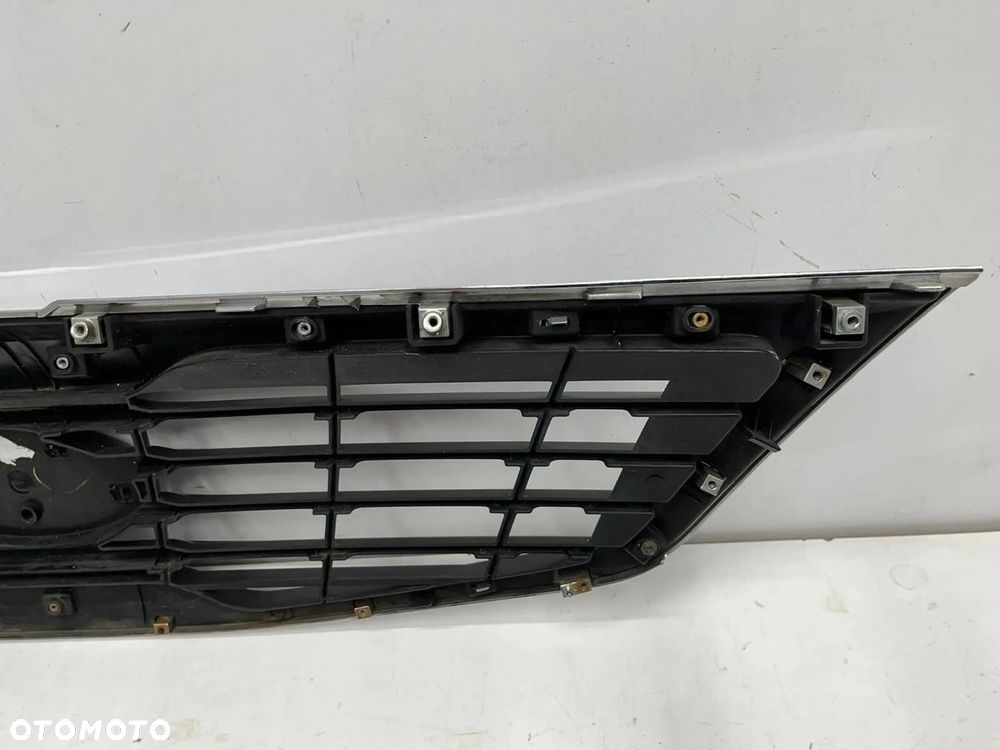 KIA Sportage III Grill Atrapa Zderzaka 86352-3W000 - 10