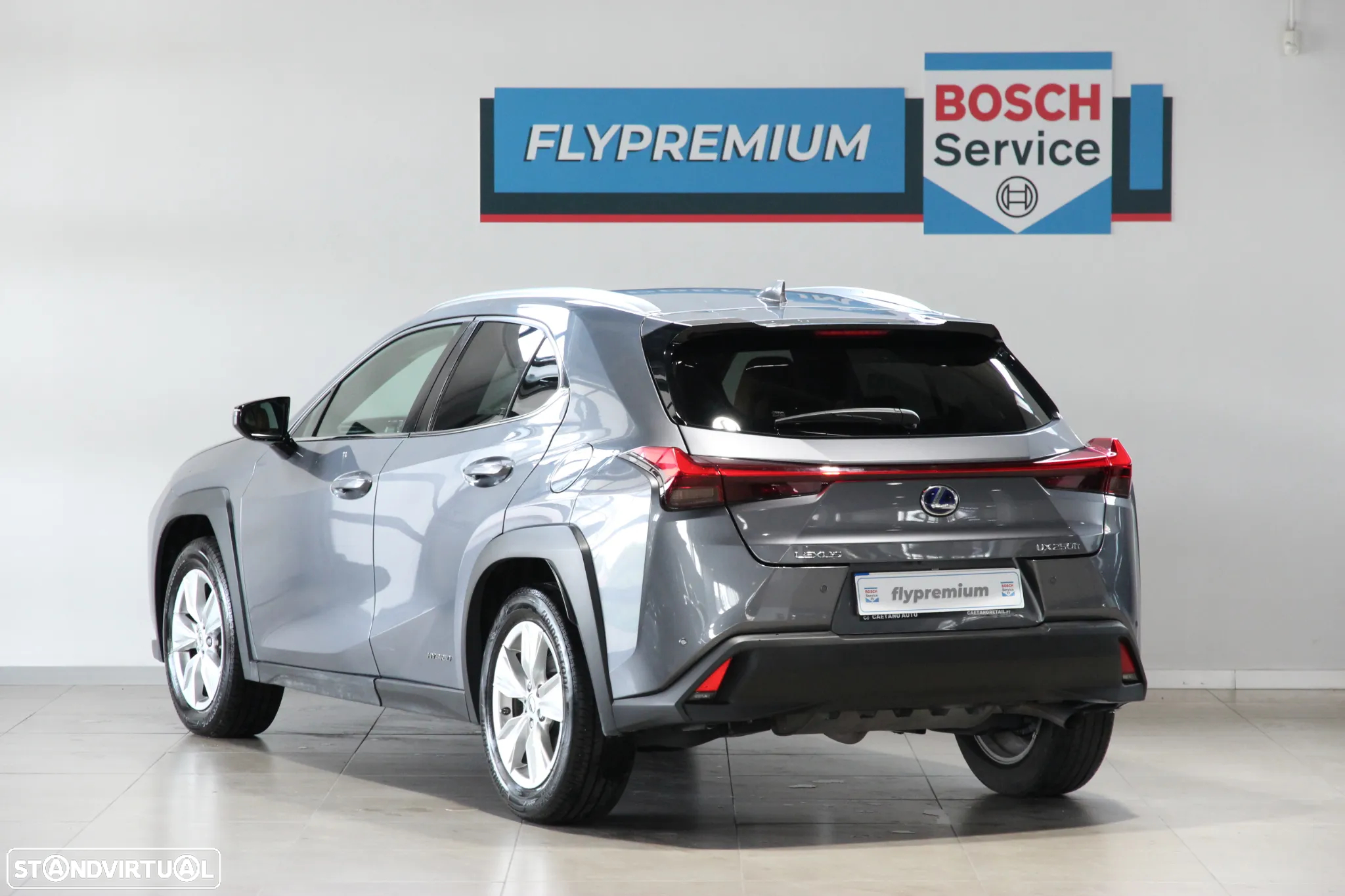 Lexus UX 250h Executive+ - 4