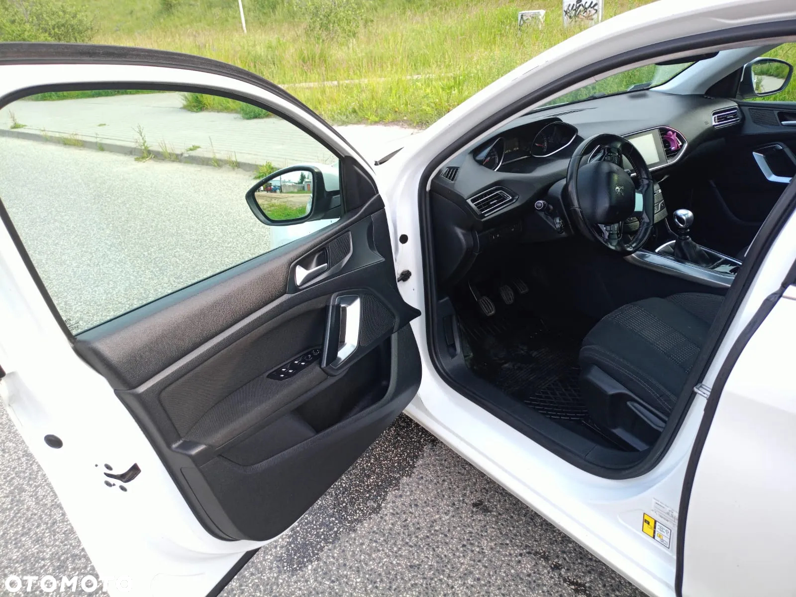 Peugeot 308 SW 1.6 BlueHDi Business Line S&S - 22
