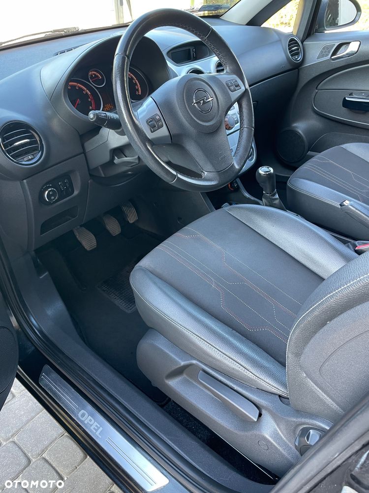 Opel Corsa - 8