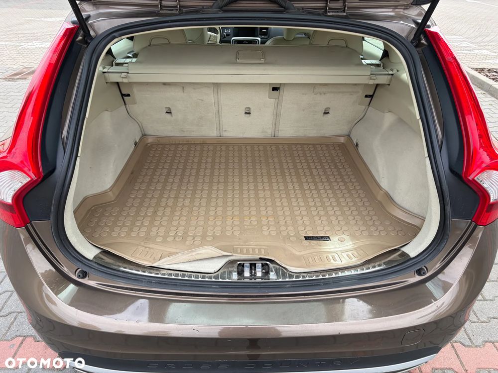 Volvo V60 D4 AWD Drive-E Summum - 6