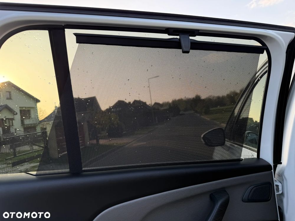 Citroën C4 Picasso BlueHDi 150 EAT6 Business Class - 28