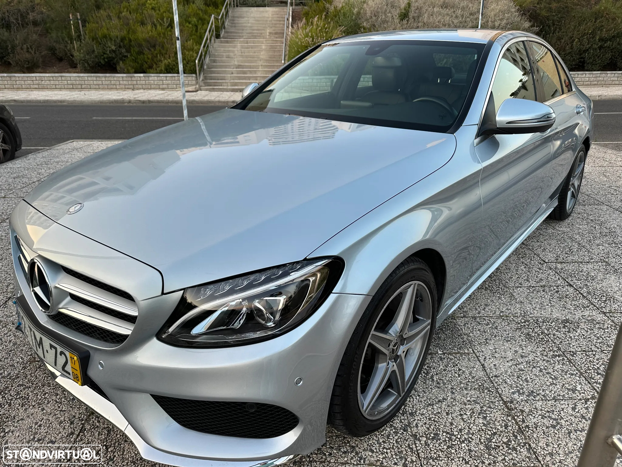 Mercedes-Benz C 300 h AMG Line - 22
