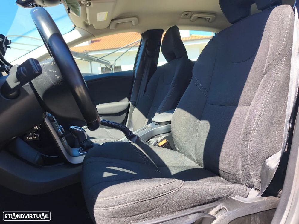 Volvo V40 1.5 T3 Sport Edition Geartronic - 9