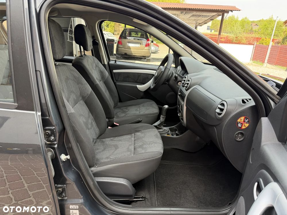 Dacia Sandero 1.4 MPI Ambiance - 28