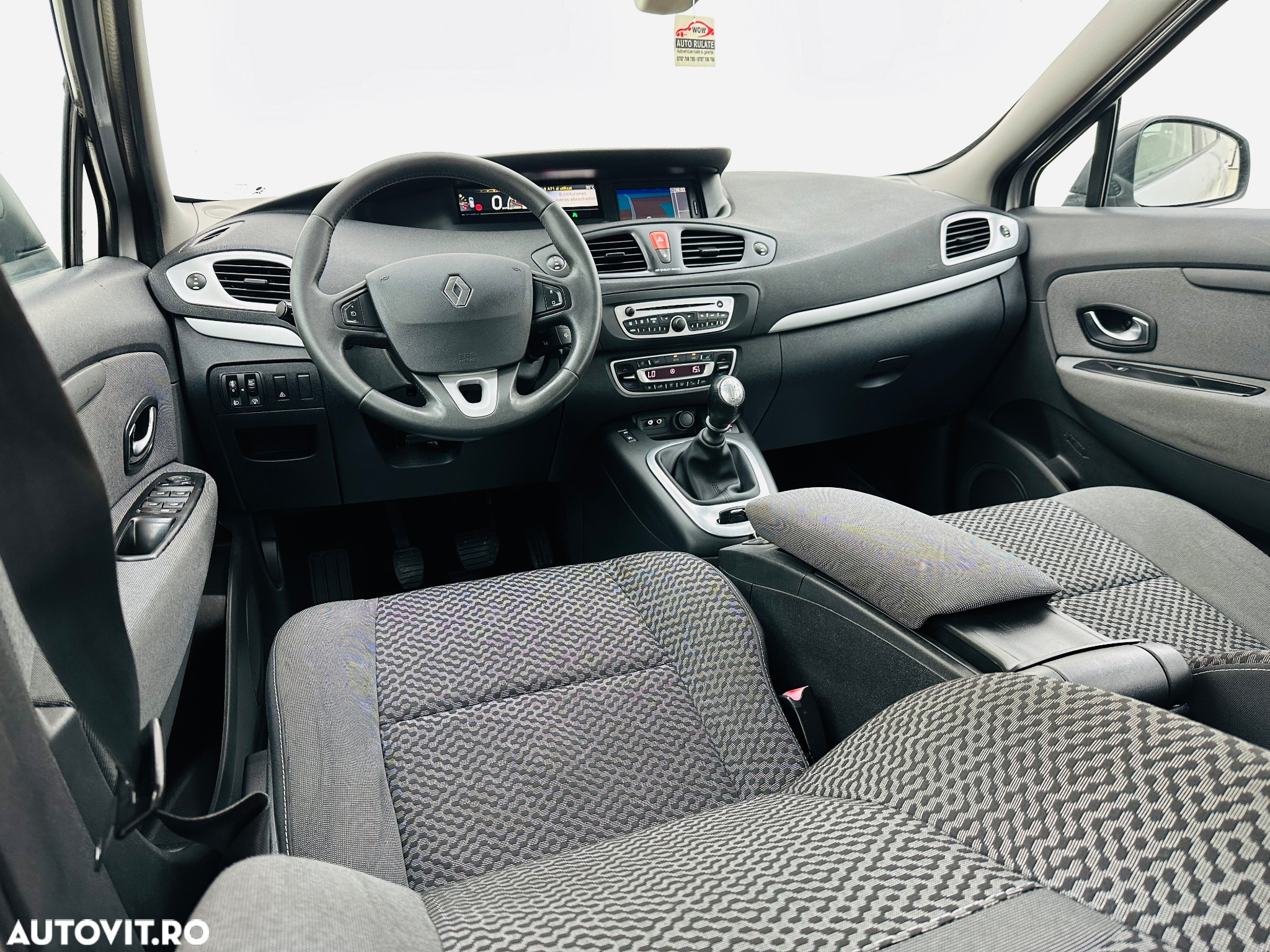 Renault Scenic - 22
