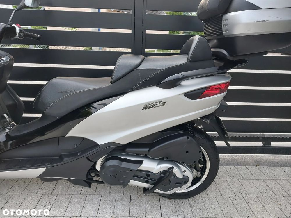 Piaggio MP-3 - 2