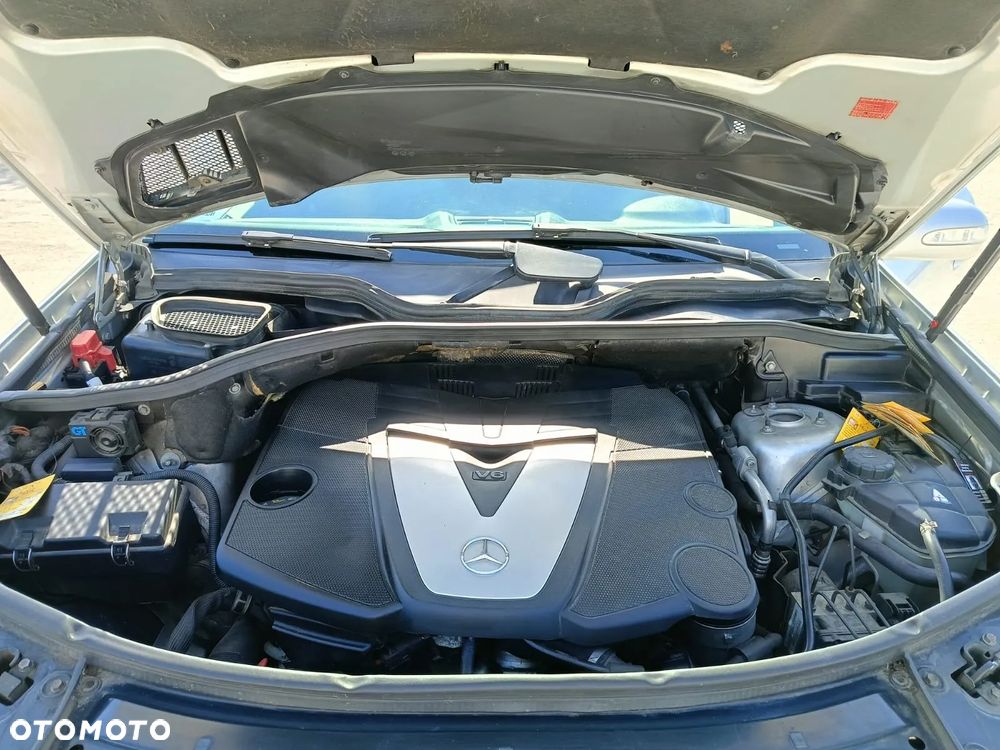 Mercedes-Benz ML - 14