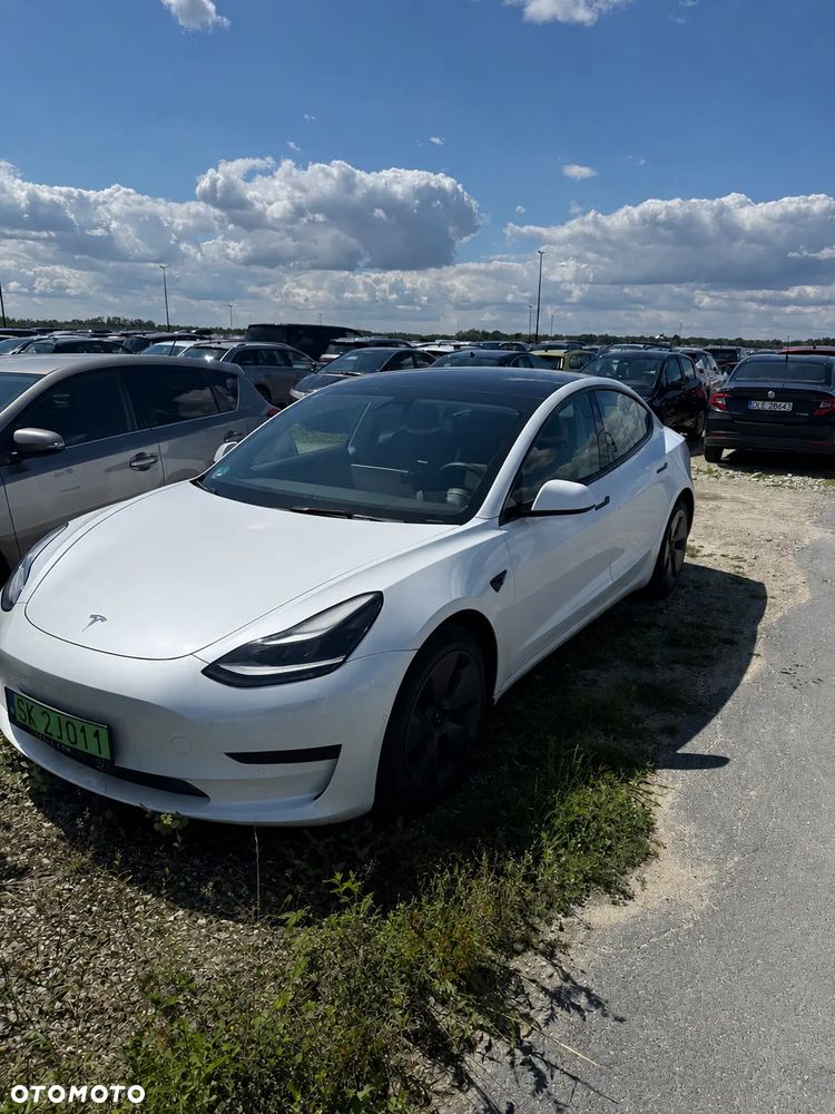 Tesla Model 3 Standard Range Plus - 1