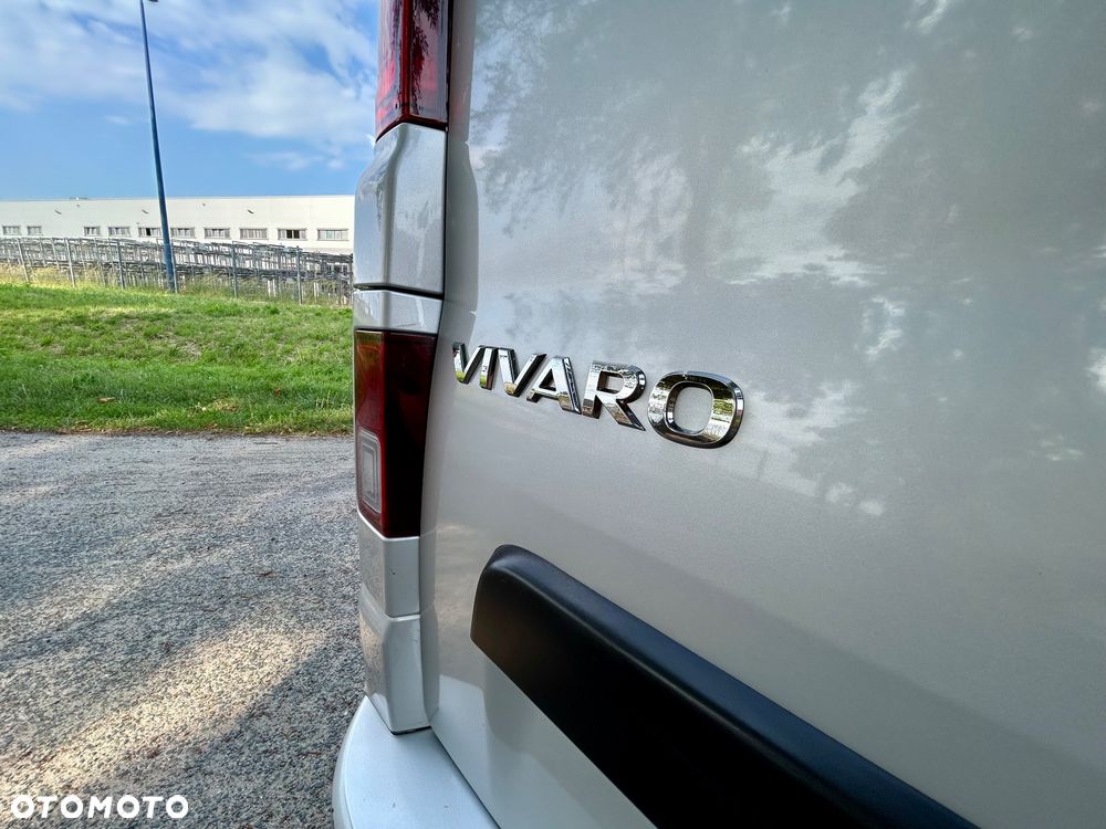 Opel Vivaro - 10