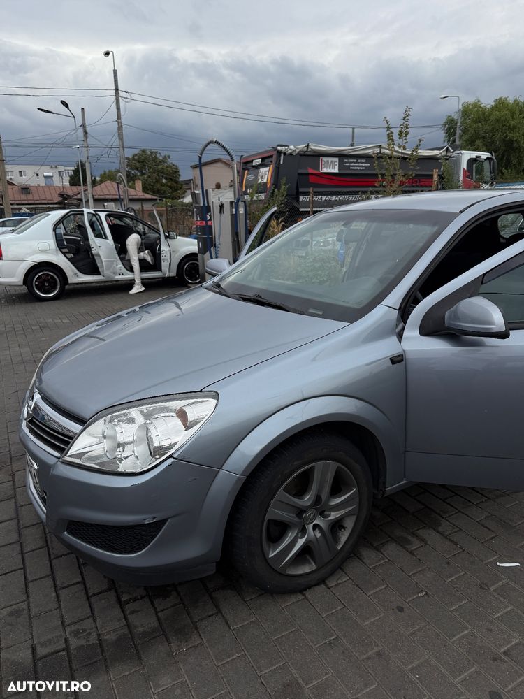 Opel Astra 1.4i 16V Club - 15
