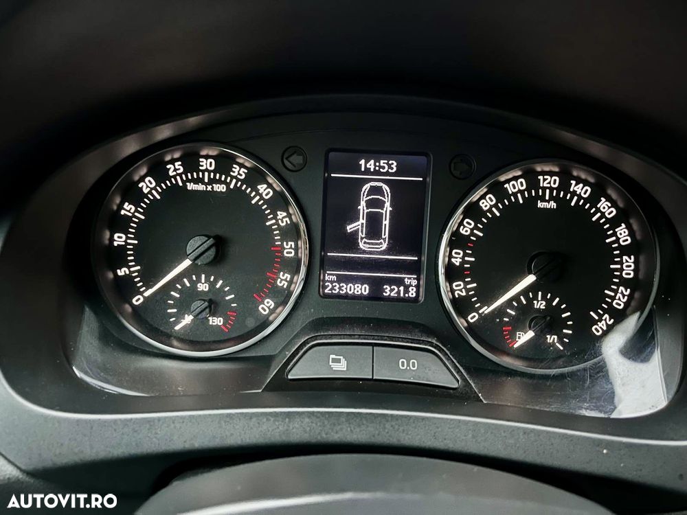 Skoda RAPID Spaceback 1.6 TDI Active - 13