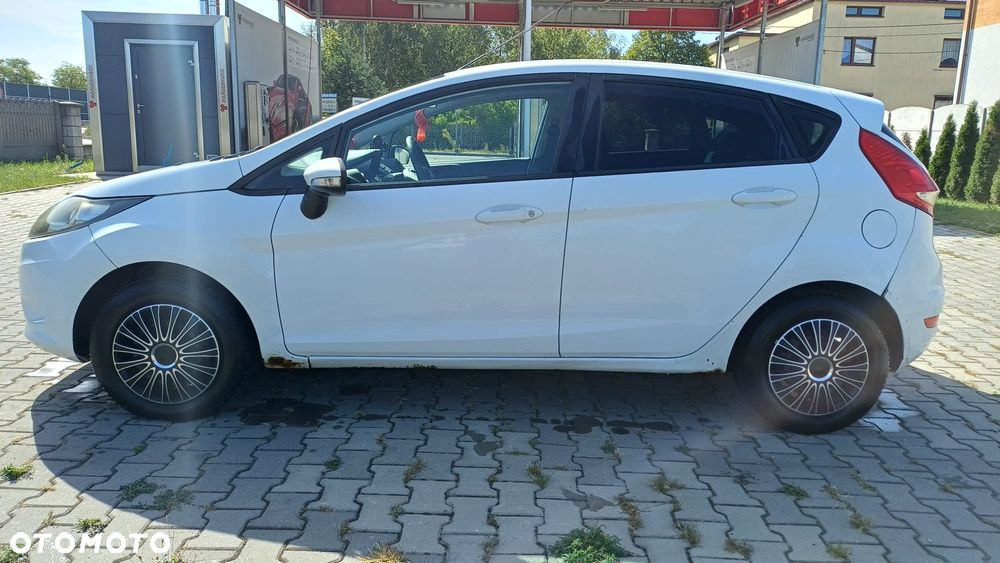 Ford Fiesta - 3