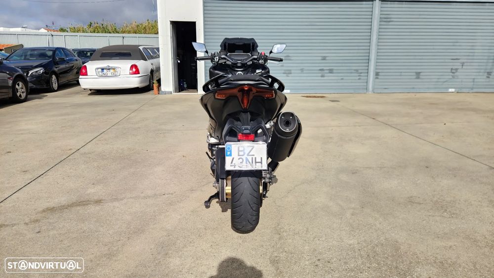 Yamaha TMAX TECHMAX - 6