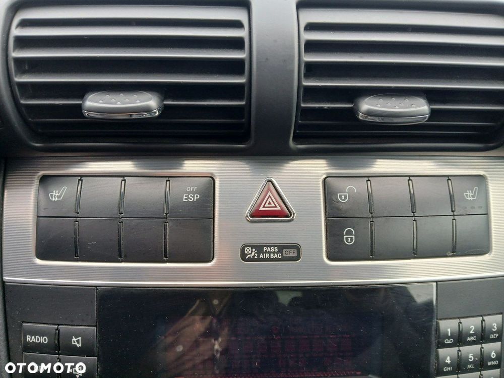 Mercedes-Benz Klasa C 200 Kompressor - 20