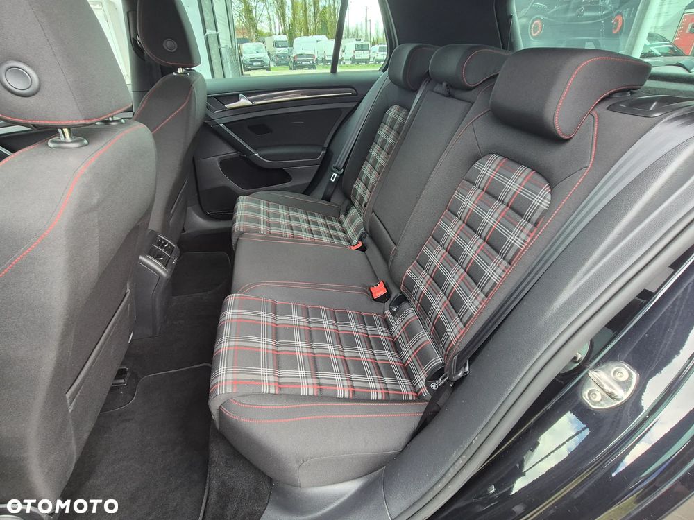 Volkswagen Golf GTI BlueMotion Technology - 29
