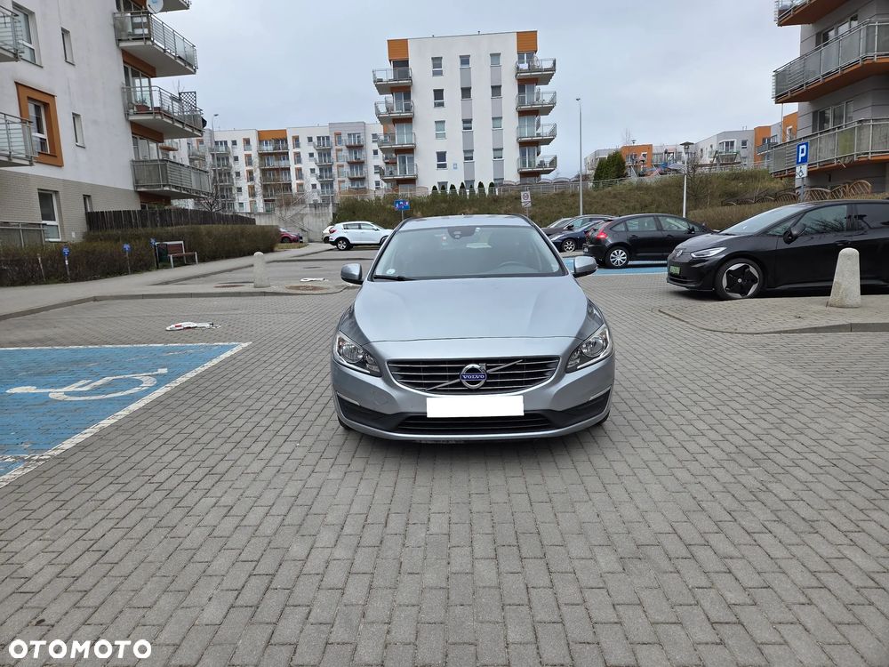 Volvo S60 D2 Drive-E Kinetic - 2