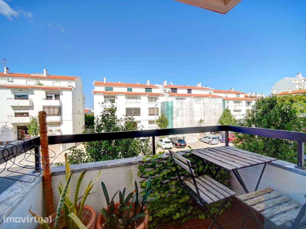 Apartamento T3 Luminoso com Garagem e Arrecadação em Cascais - Grande imagem: 5/23