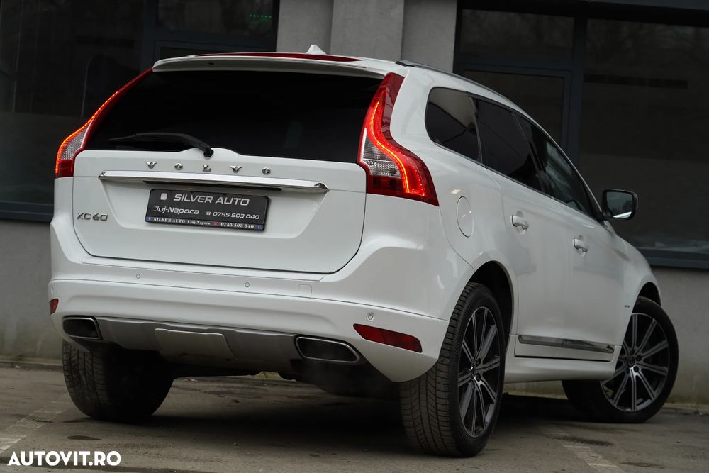 Volvo XC 60 D4 Geartronic Summum - 16